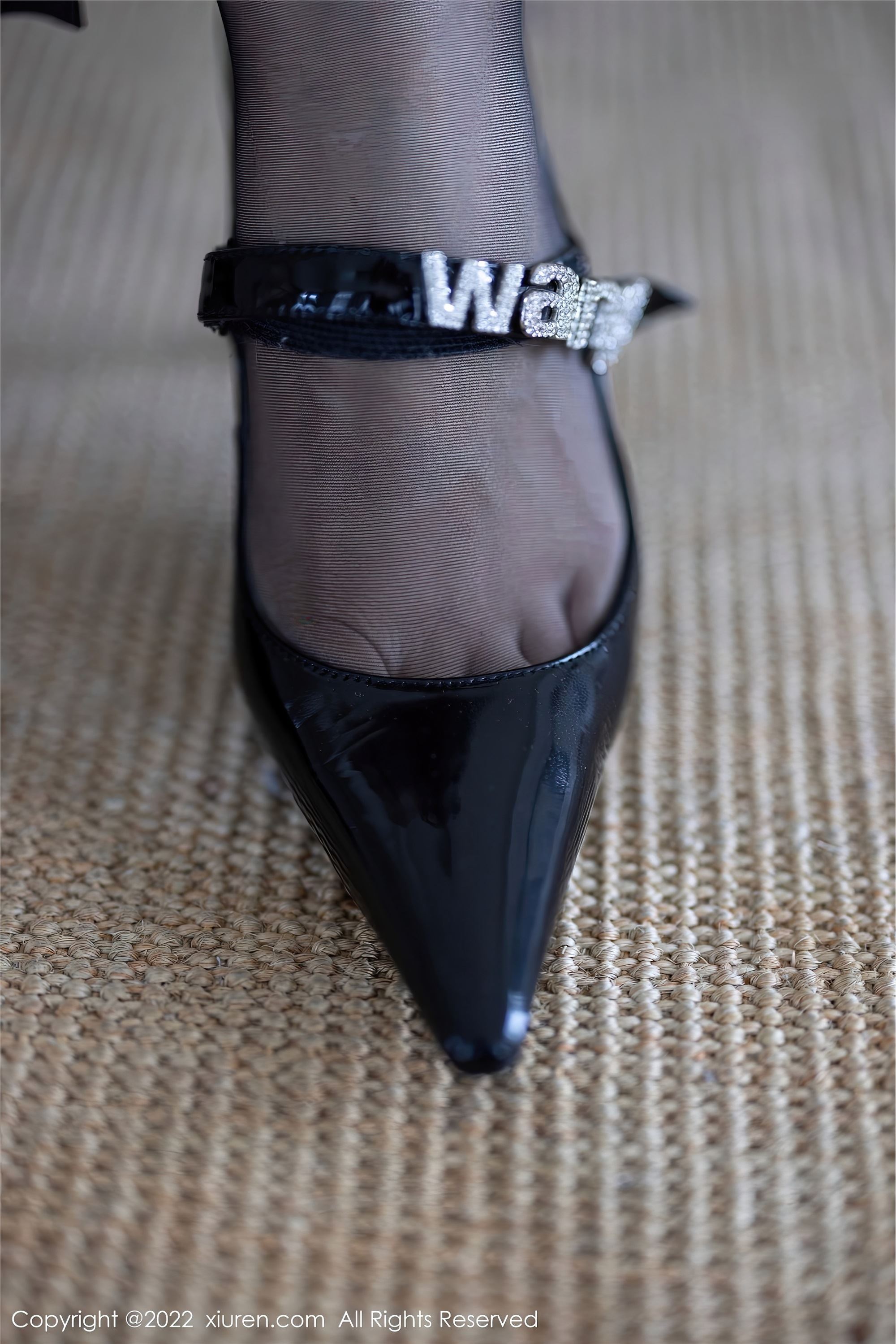 Xiuren秀人网 2022.11.10 NO.5837 可乐Vicky